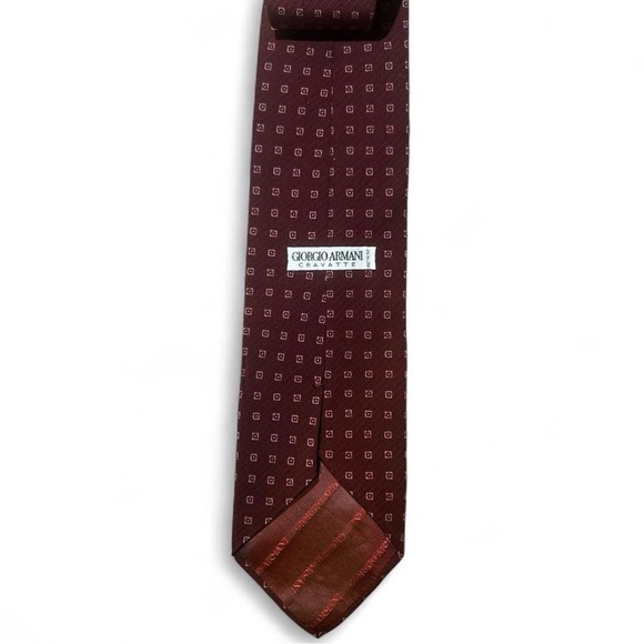 🔥 Armani Tie 🔥 - Picture 2 of 5
